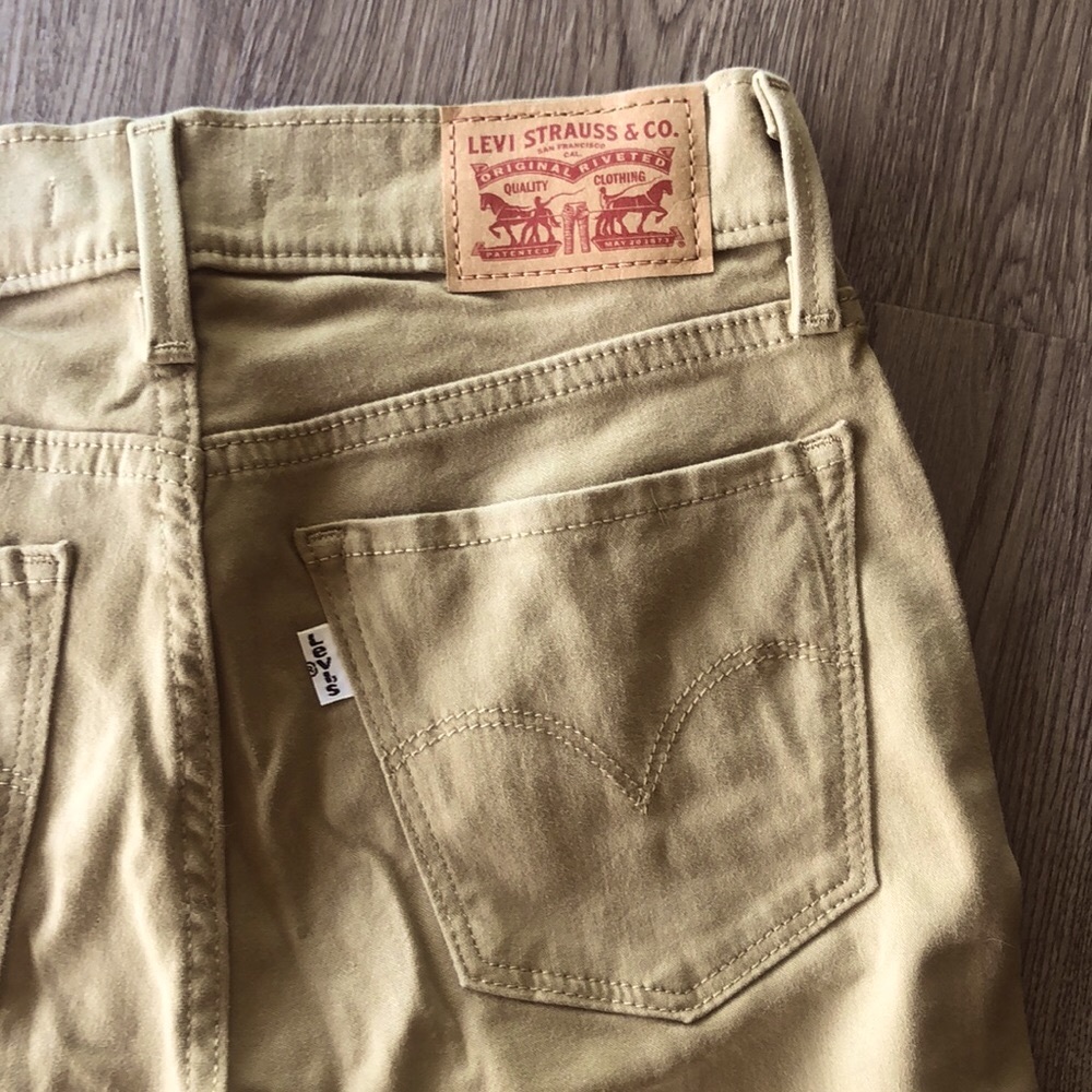 Levi’s 710 Jeans 0Med W25 L30 Mid Rise SuperSkinny